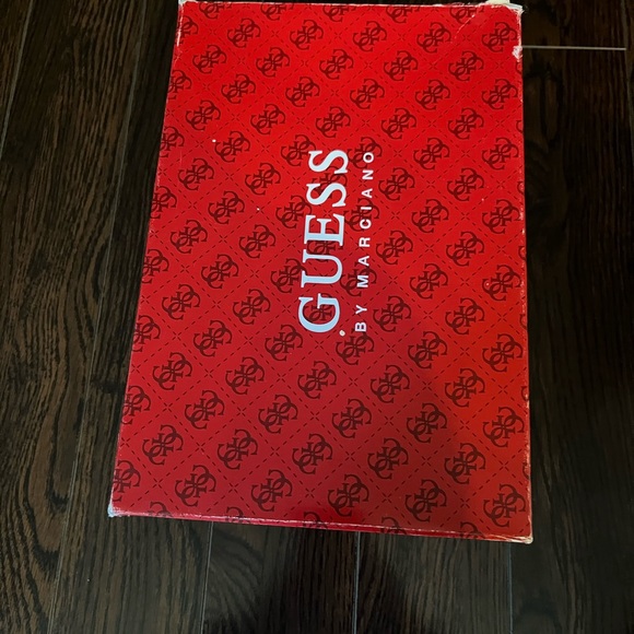 Guess heel shoes - Picture 4 of 4